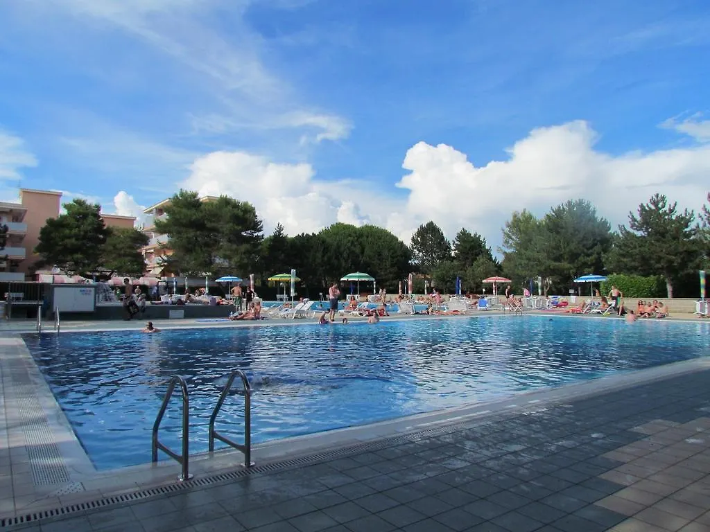 Aparthotel Appartamenti Valbella Bibione Italy
